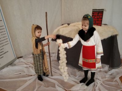 Дядовата ръкавичка - ДГ Пинокио - Хисаря